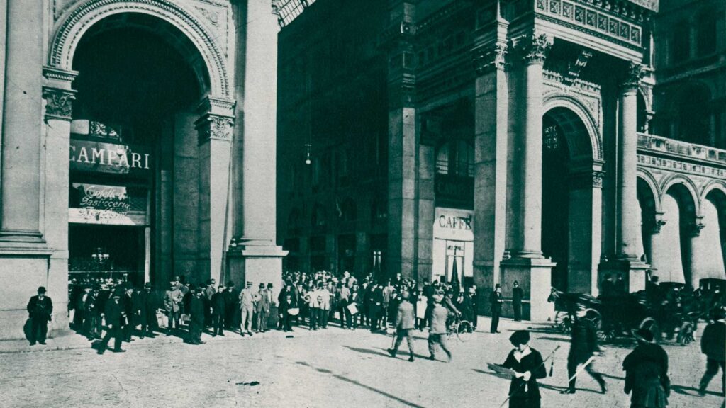 Camparino-e-Caffè-Campari-foto-epoca-Coqtail