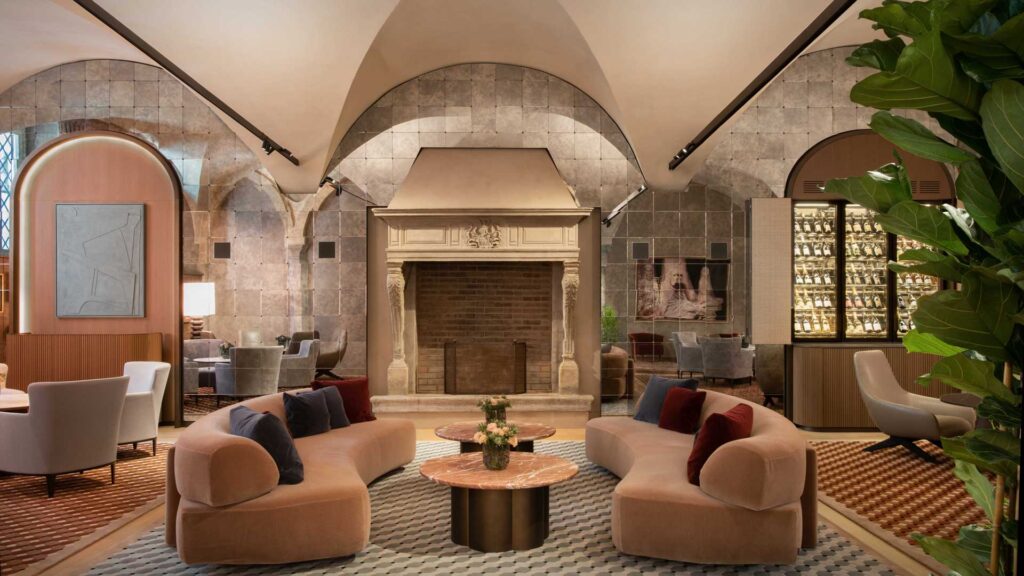 Interni del Four Seasons Hotel Milano 