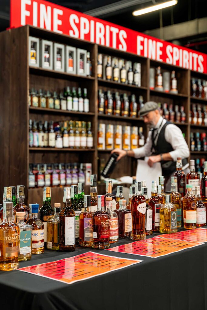 Milano-Whisky-Festival-&-Rum-Show-2025-fine-spirits-stand-coqtail