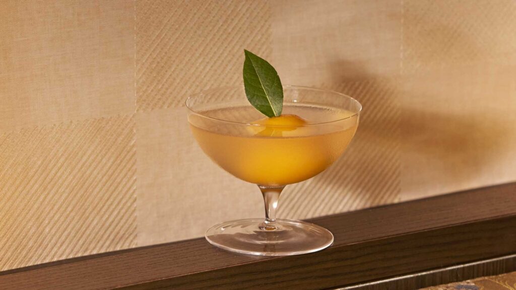 Cocktail City Mikan French 75