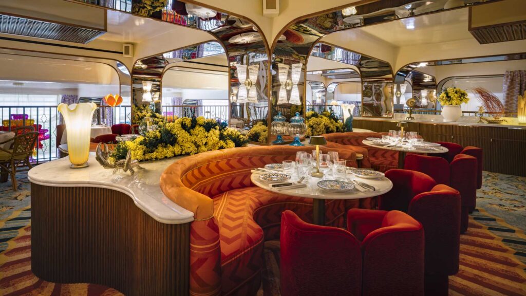 Interni del Gloria Osteria Milano