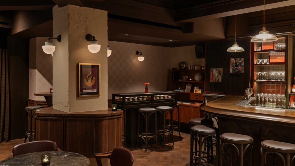 Pop City x Pony interni