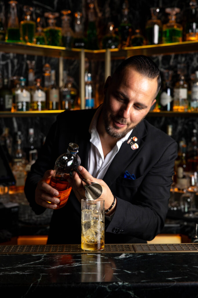 Riccardo-di-Dio-Masa-bar-manager-Punch-Room-Coqtail