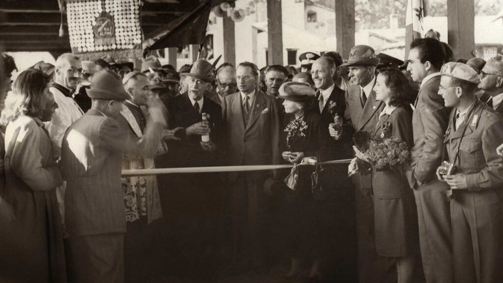 1948 inaugurazione Ponte Vecchio Alcide de Gasperi con Grappa Nardini