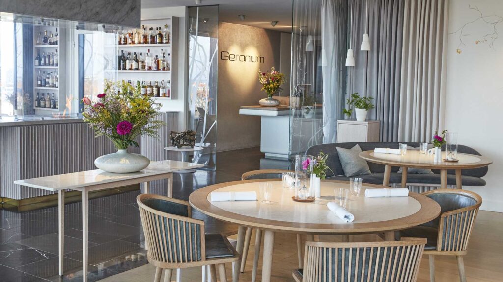 Interni di Geranium, ristorante tre stelle Michelin