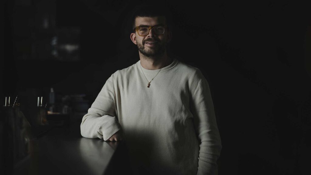 Alessandro Belluschi, bartender 