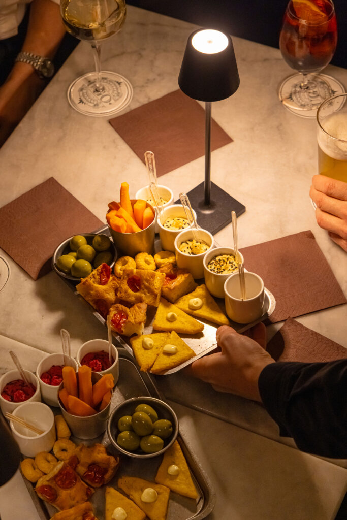 Cocktail bar e bistrot Ugo