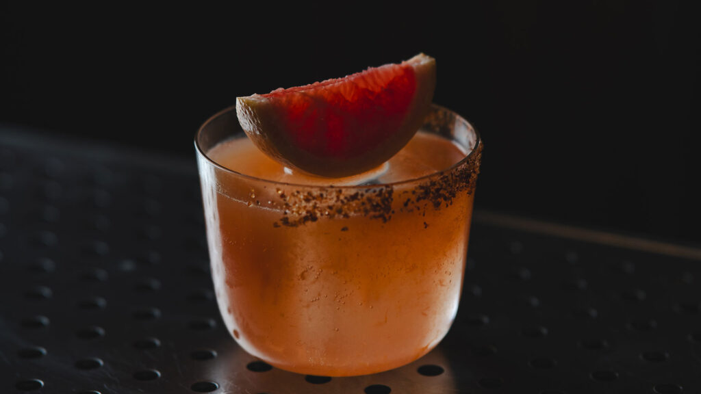 Cantarito cocktail