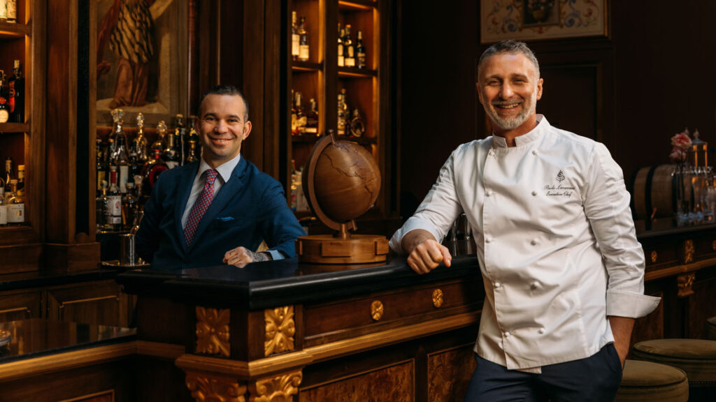 Four-season-hotel-Firenze-Atrium-Bar-Coqtail-paolo-lavezzini-edoardo-sandri