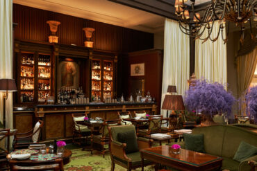 Interni-Atrium-Bar-Coqtail