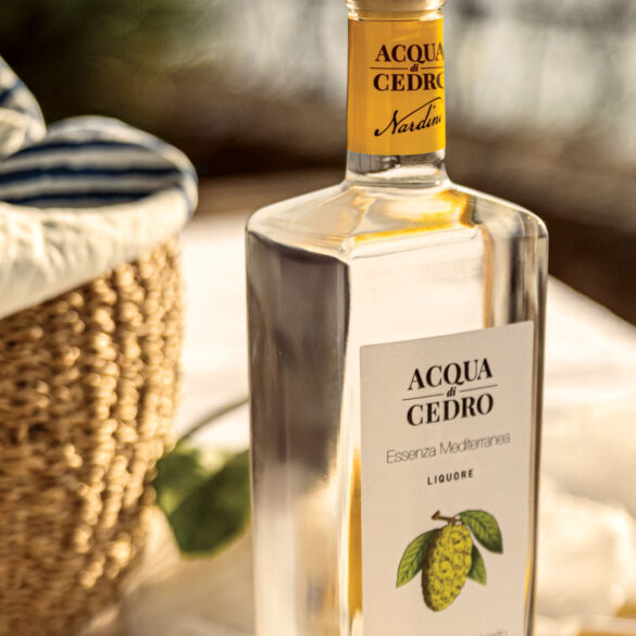 Liquore agli agrumi di Acqua di Cedro Nardini