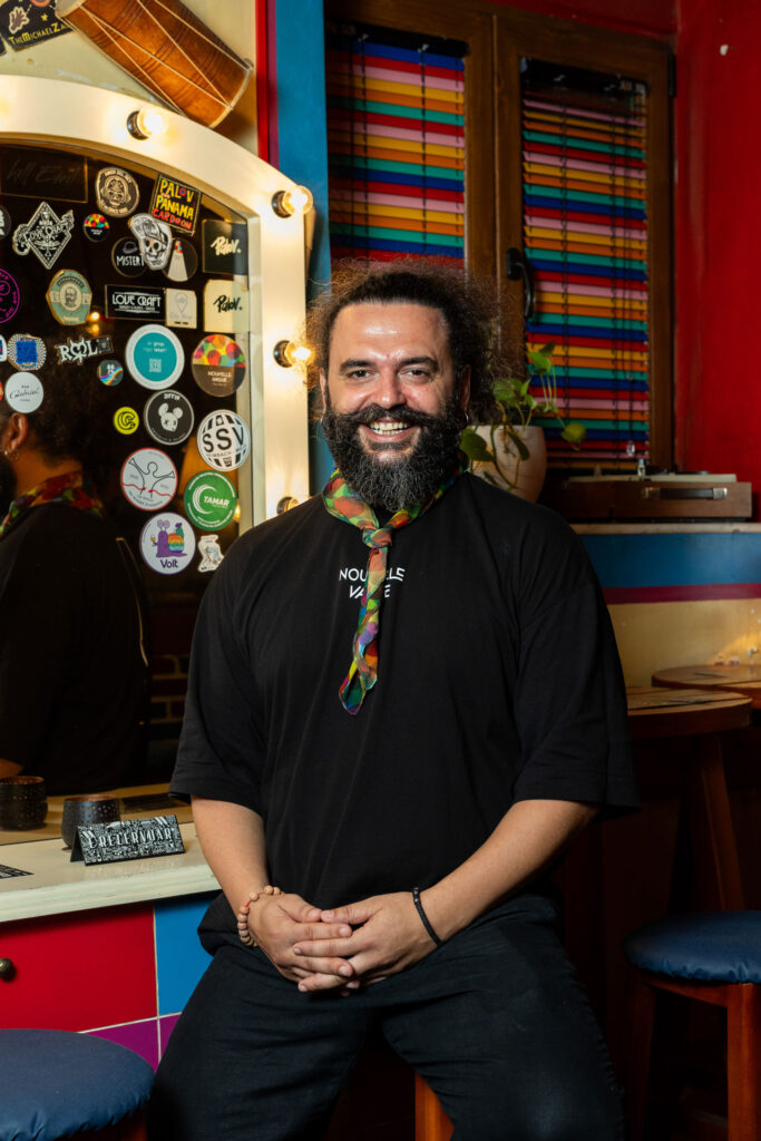 Tappa all'Atrium Bar per la presentazione del nuovo numero