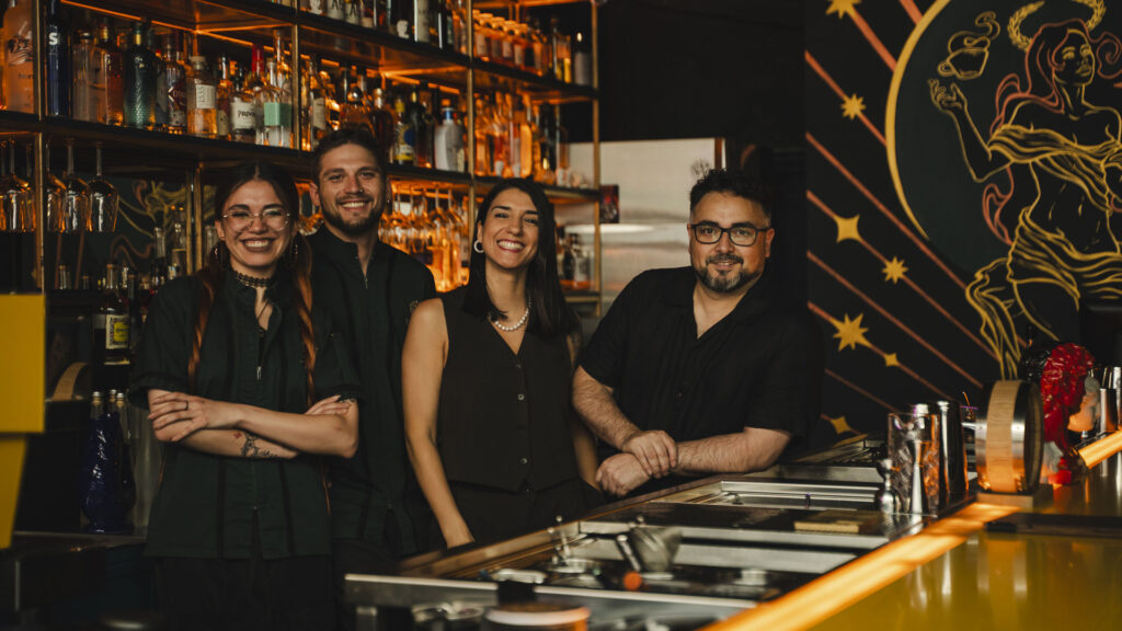 Il team di Artemisa con i co-founder Nadin Elias e Ricardo Guerrero