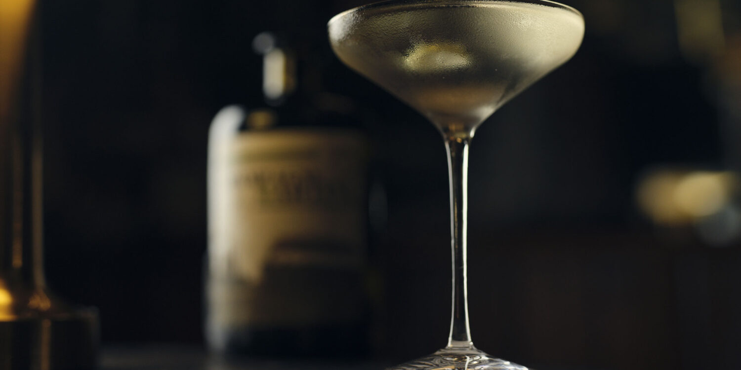 La ricetta del Champagne Martini, il signature drink del Jerry Thomas Bar Room
