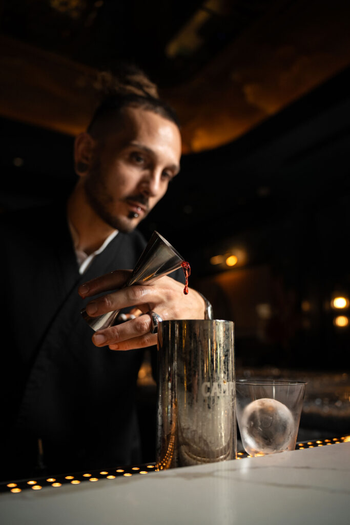 Francesco D’Arienzo, bar manager di Blind Tiger a Dubai