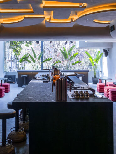 Interni Ahorita Cantina