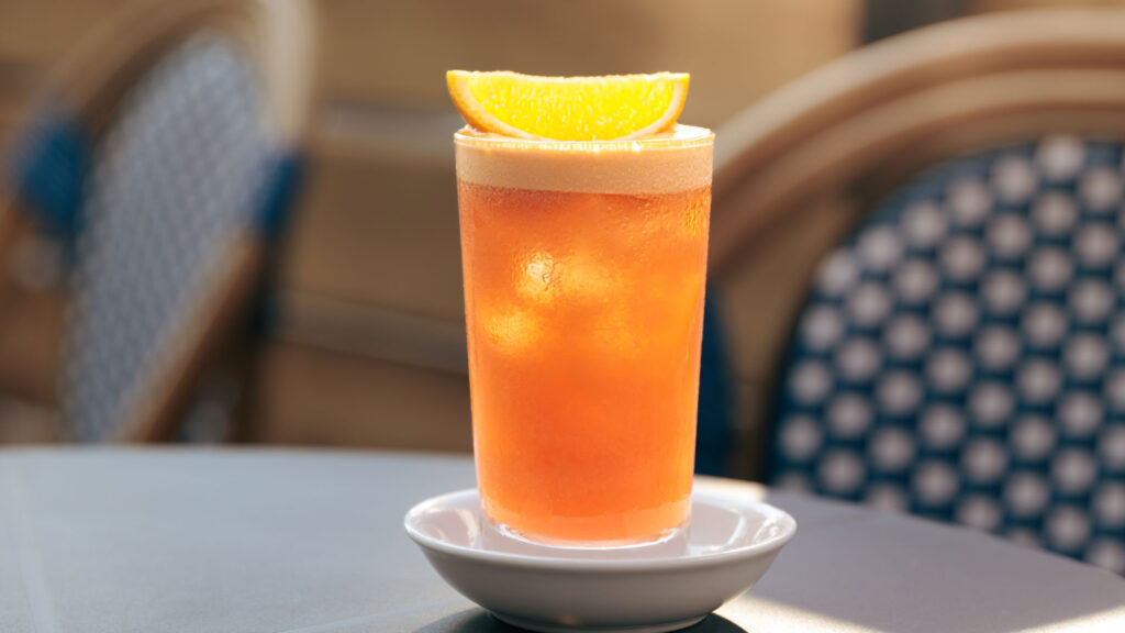 Il cocktail Garibaldi è tra i best seller dell’aperitivo
