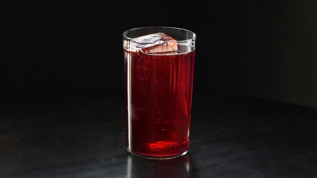 Cherry, signature di Himkok cocktail e danza