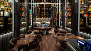 Doppio takeover Asia e Latam