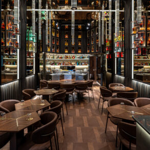 Doppio takeover Asia e Latam