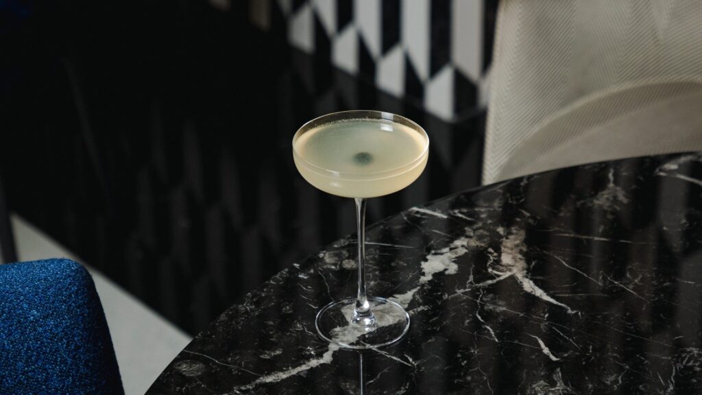 Il French75 è il cocktail classico emblematico della miscelazione
del direttore del Mandarin Garden